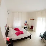 Vera 4*